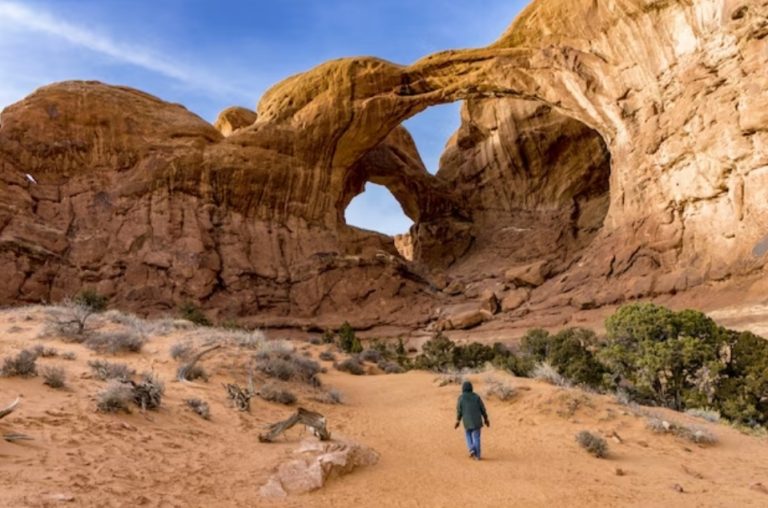 5 Journey Throughancient Ruins Of Petra Ma An Jordan