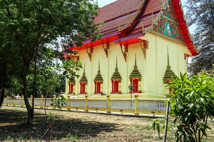The Rise of Eco-Friendly Roadside Accommodations Friendly Accommodations, The Travel A World, https://www.thetravelaworld.com/2023/09/29/friendly-accommodations/