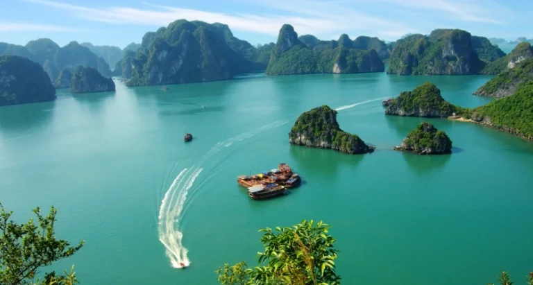 6 Asia escorted tour packages: Exploring the Significance and Allure of Escorted Tour Packages in the Continent
